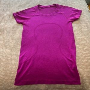 Lululemon Swiftly Tech Short Sleeve 2.0